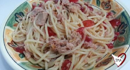 Spaghetti al tonno e ciliege di mostarda, il dolce-piccante al potere